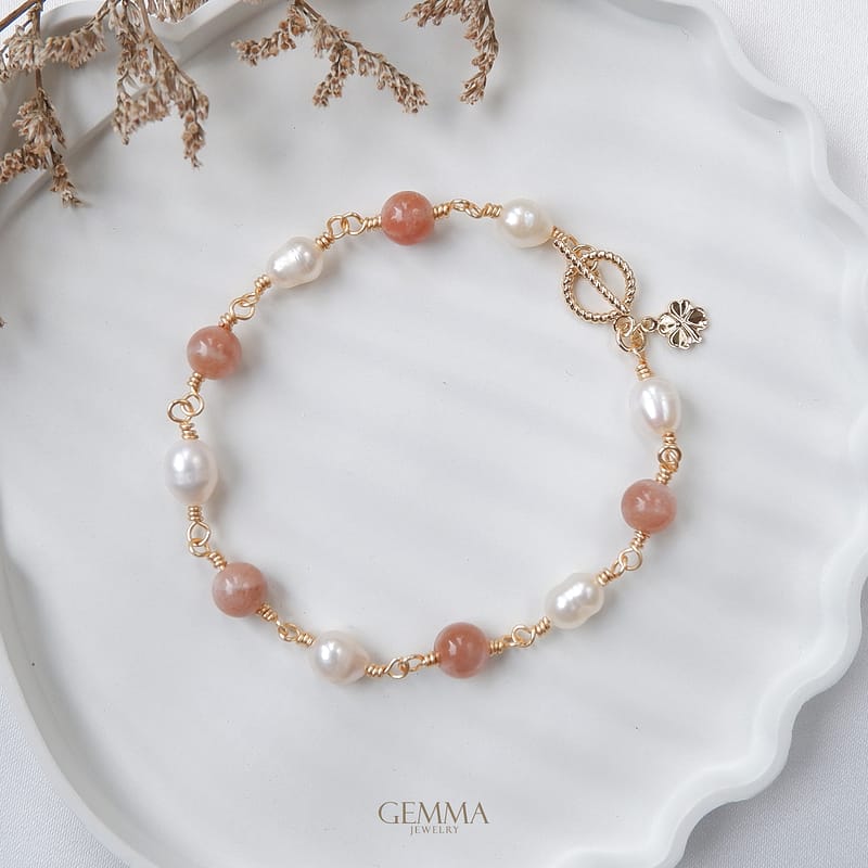 sunstone bracelet